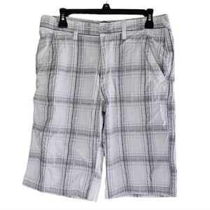 BKE Plaid Bermuda Shorts Slim‎ Fit